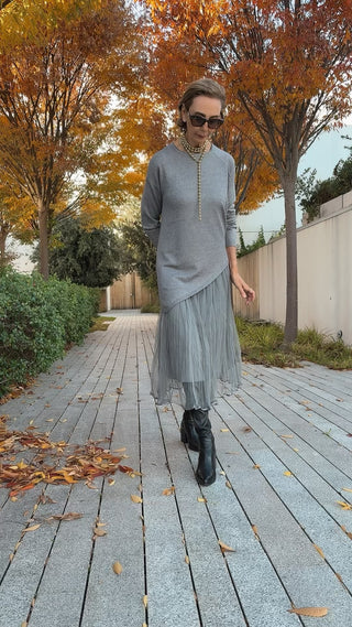 Conjunto XING jersey y vestido con falda de tul gris