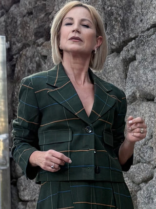 Chaqueta de paño NICU  corta de cuadros tartan en verde