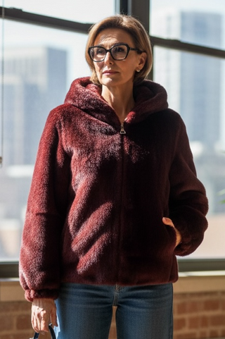 Chaqueta  BOSNIA pelo corto capucha  burdeos