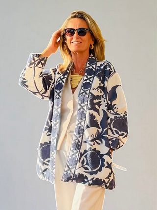 Chaqueta ALAZNE bordada en azul