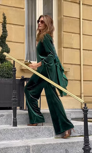 Conjunto MARTINA  blusón y pantalón terciopelo verde