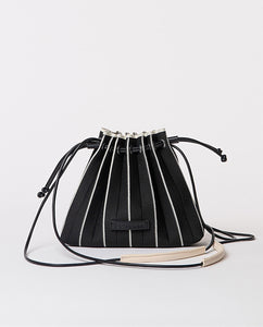 Bolso FINA plisado con asa multiposición negro