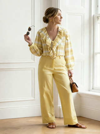 Blusa AMARA de cuadros con volante en amarillo