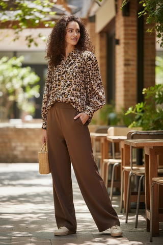 Camisa con frunce en mangas