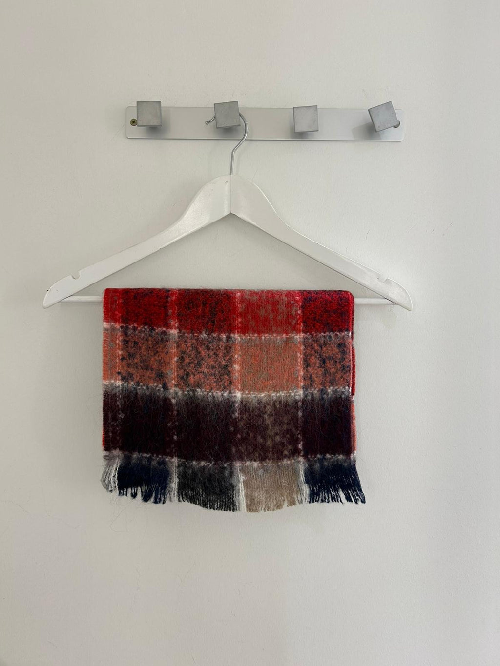 Bufanda MOHAIR cuadros rojos