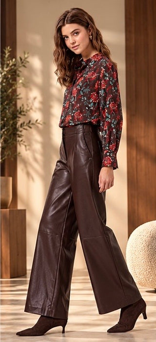 Pantalon CAPU estilo recto y ancho chocolate