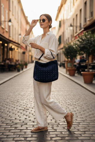 Bolso KAPRIN tachuelas piel genuina mediano marino