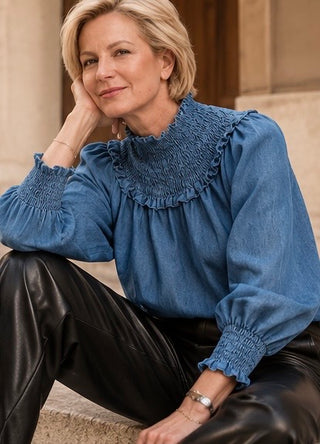 Blusa MARTA cuello babero jean