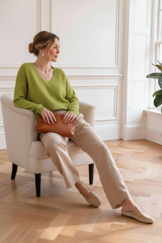 Jersey LYN básico de cuello pico pistacho