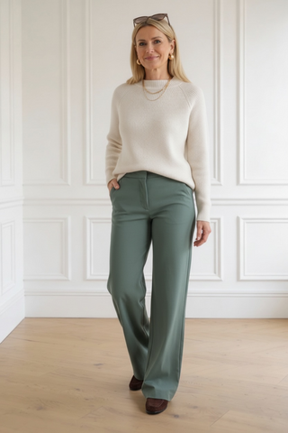 Pantalon SOLVEJ recto en verde