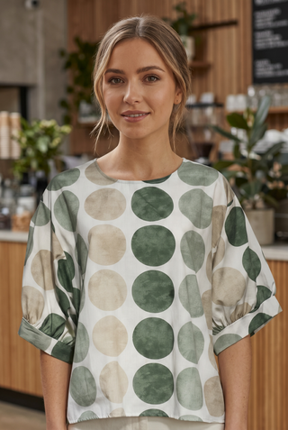 Blusa NANI de topos grandes verde