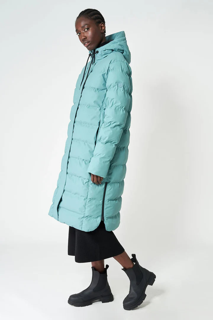 Parka tantä PUDDLE guateado largo azul cielo