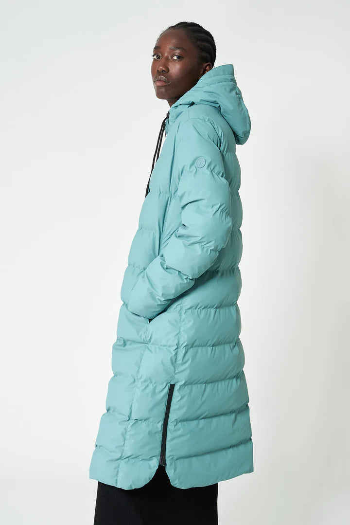 Parka tantä PUDDLE guateado largo azul cielo