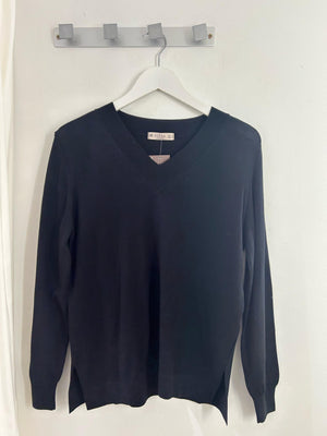 Jersey MOSSAE liso cuello pico negro