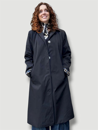 Gabardina TANIA gruesa lisa abotonada negro