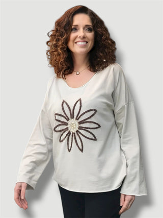 Camiseta CECIL básica flor bordada beige