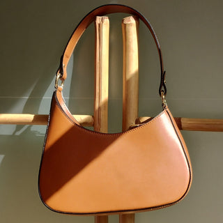 Bolso DELCE de piel forma curva